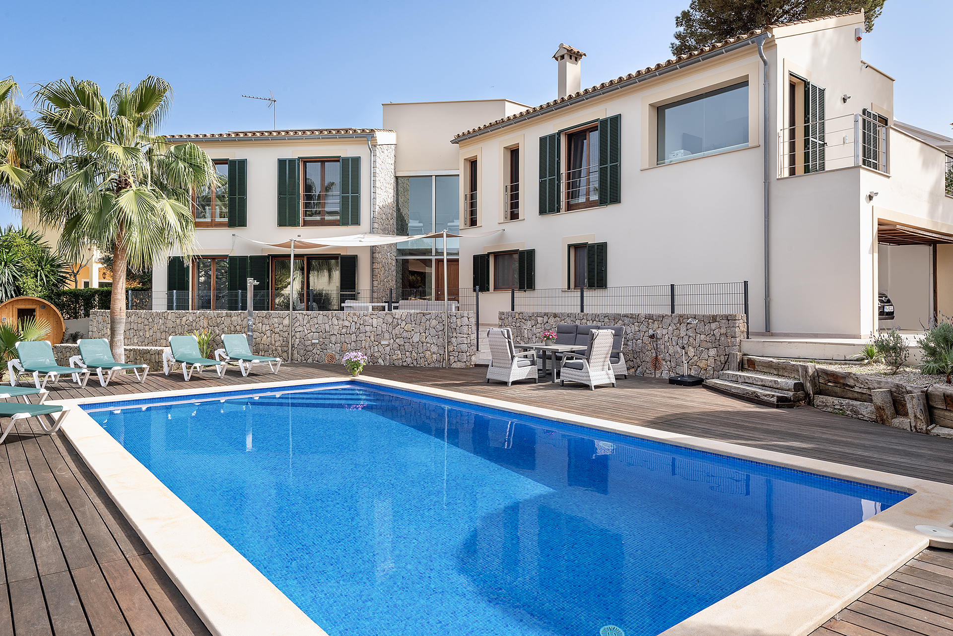 Elegant villa in a prime location of Nova Santa Ponsa