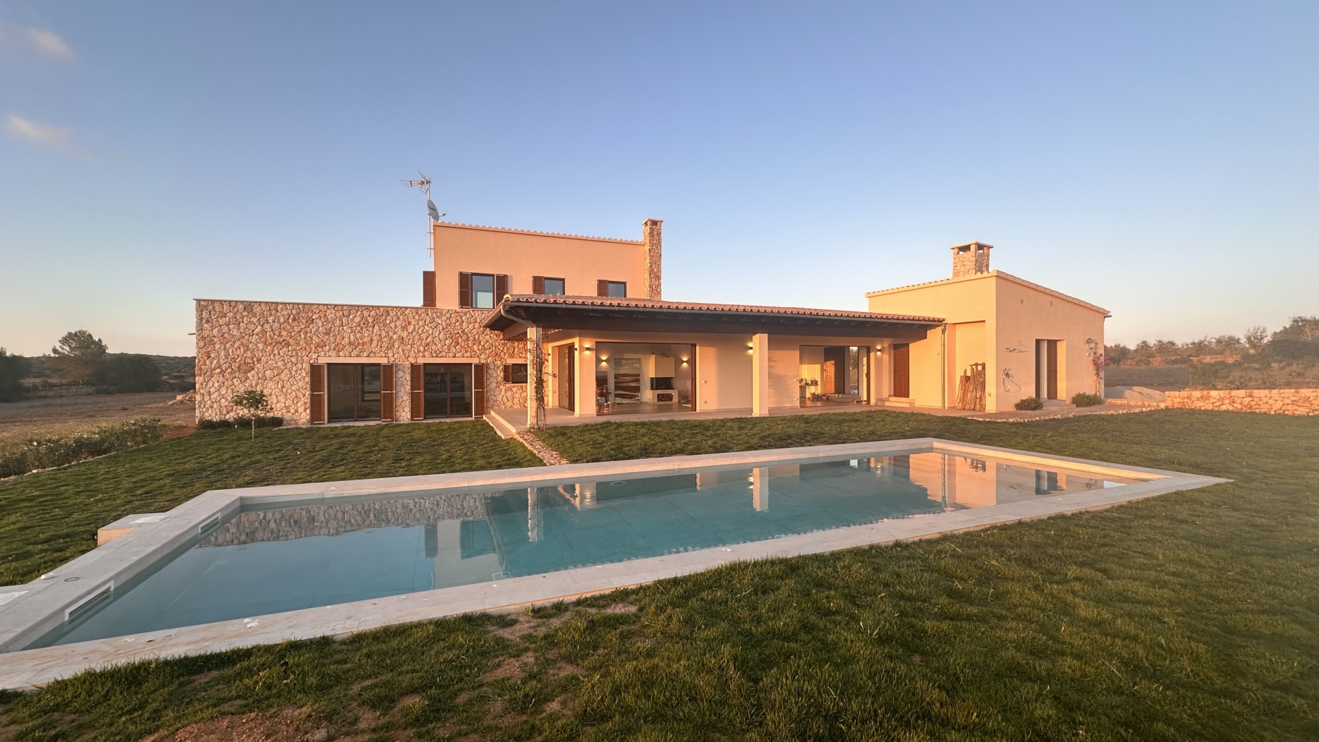 Charming new build finca with panoramic views - Ses Salines